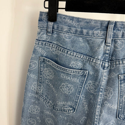 25 Camellia logo letter print high waisted straight leg denim pants