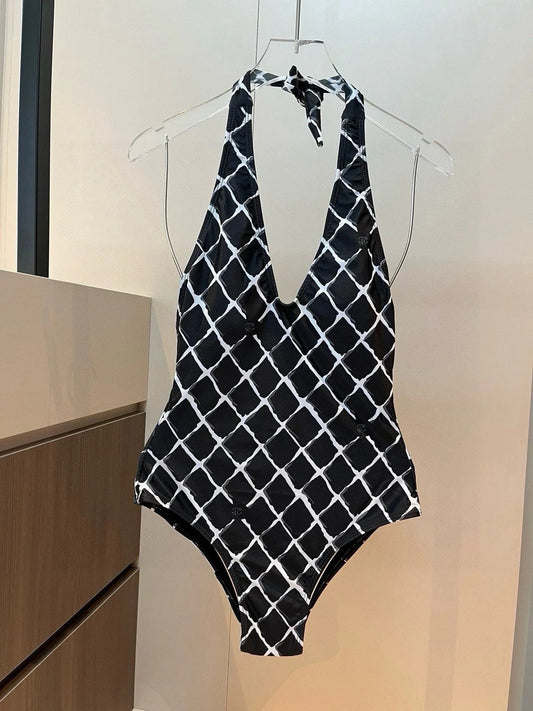 BIKINI SWIMSUIT SET IN WHITE CHECKERED PRINT ON BLACK BACKGROUND 624545