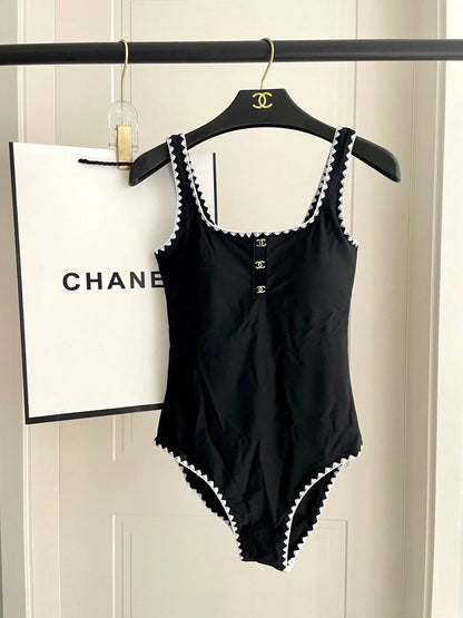 BIKINI SWIMSUIT SET IN BLACK AND WHITE TRIM 622173