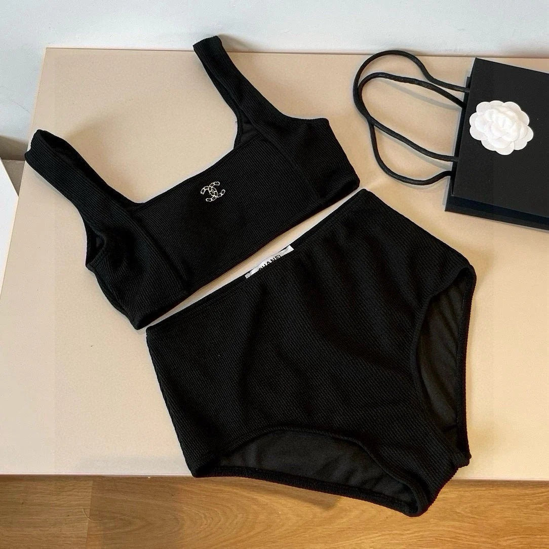 BIKINI SWIMSUIT SET IN BLACK ATTACHED WITH LOGO 629243