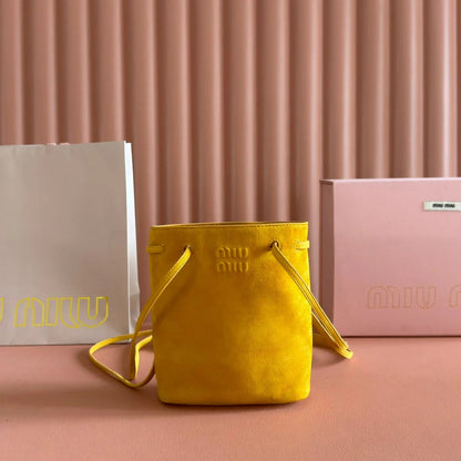 TOTE BAG 17 MUSTARD YELLOW IN NAPPA CALFSKIN