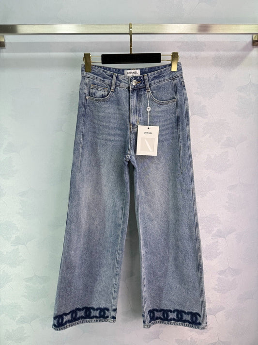 25 Spring and Summer New Products Wide-leg Jeans,