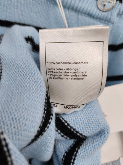 C 25 Cardigan with Swallow Buttons in Light Blue and Black