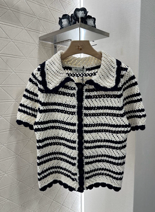 25 new hand-knitted short-sleeved cardigan and skirt suit