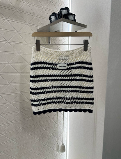 25 new hand-knitted short-sleeved cardigan and skirt suit