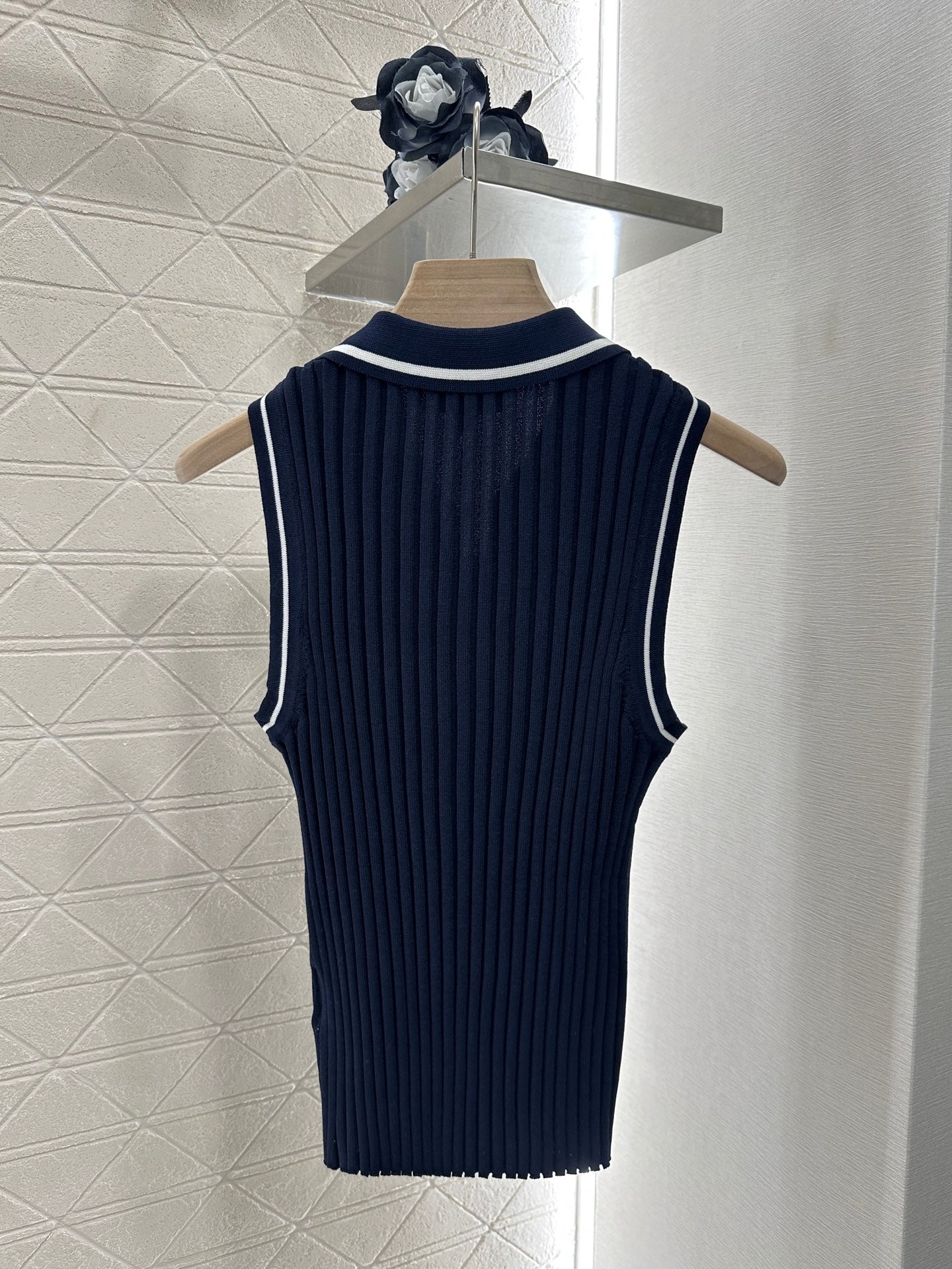 2025 new product Striped knitted vest