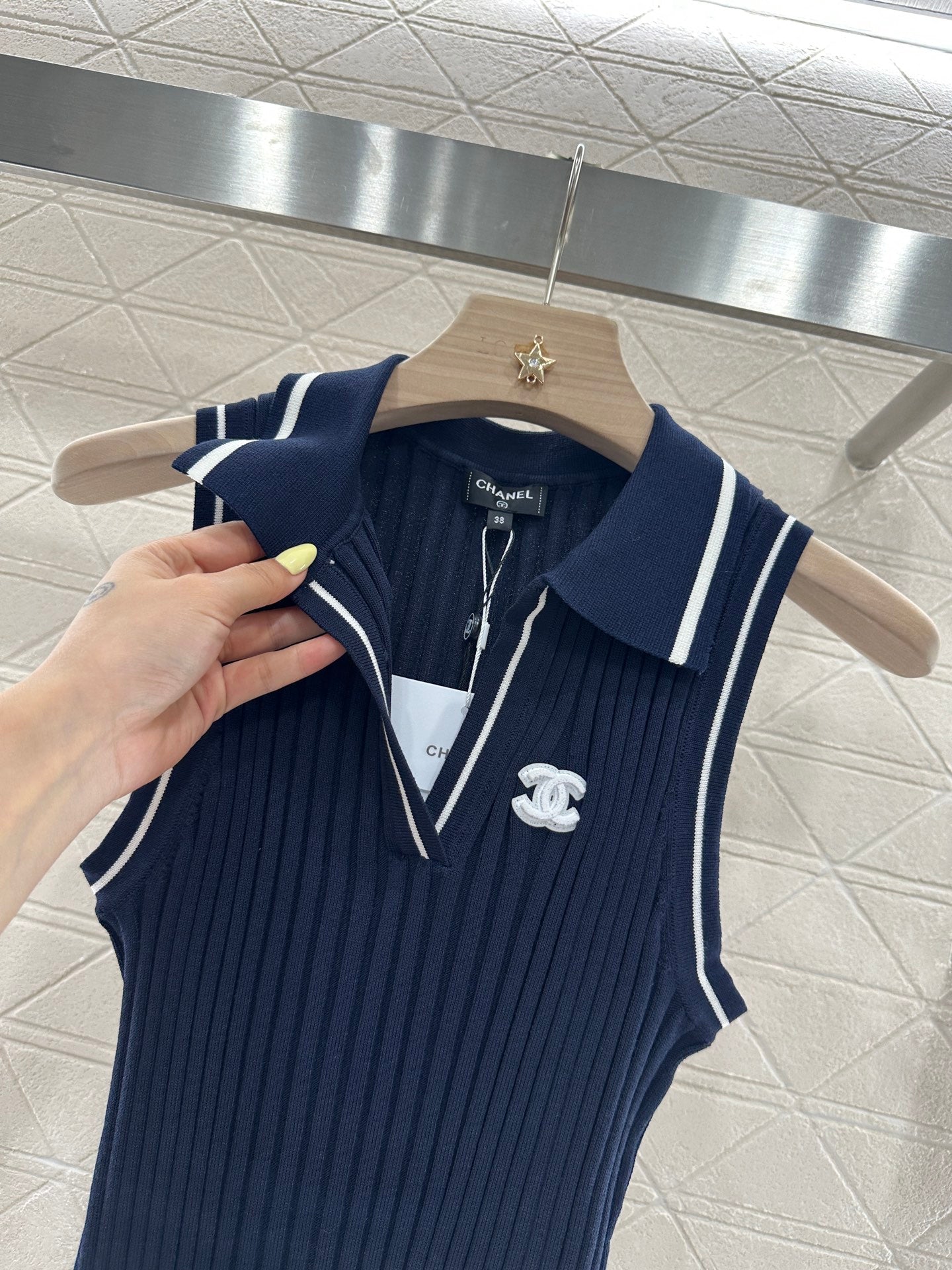 2025 new product Striped knitted vest