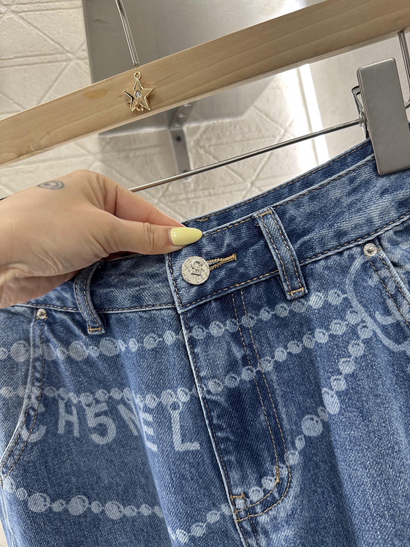 C 2025 new products Jeans