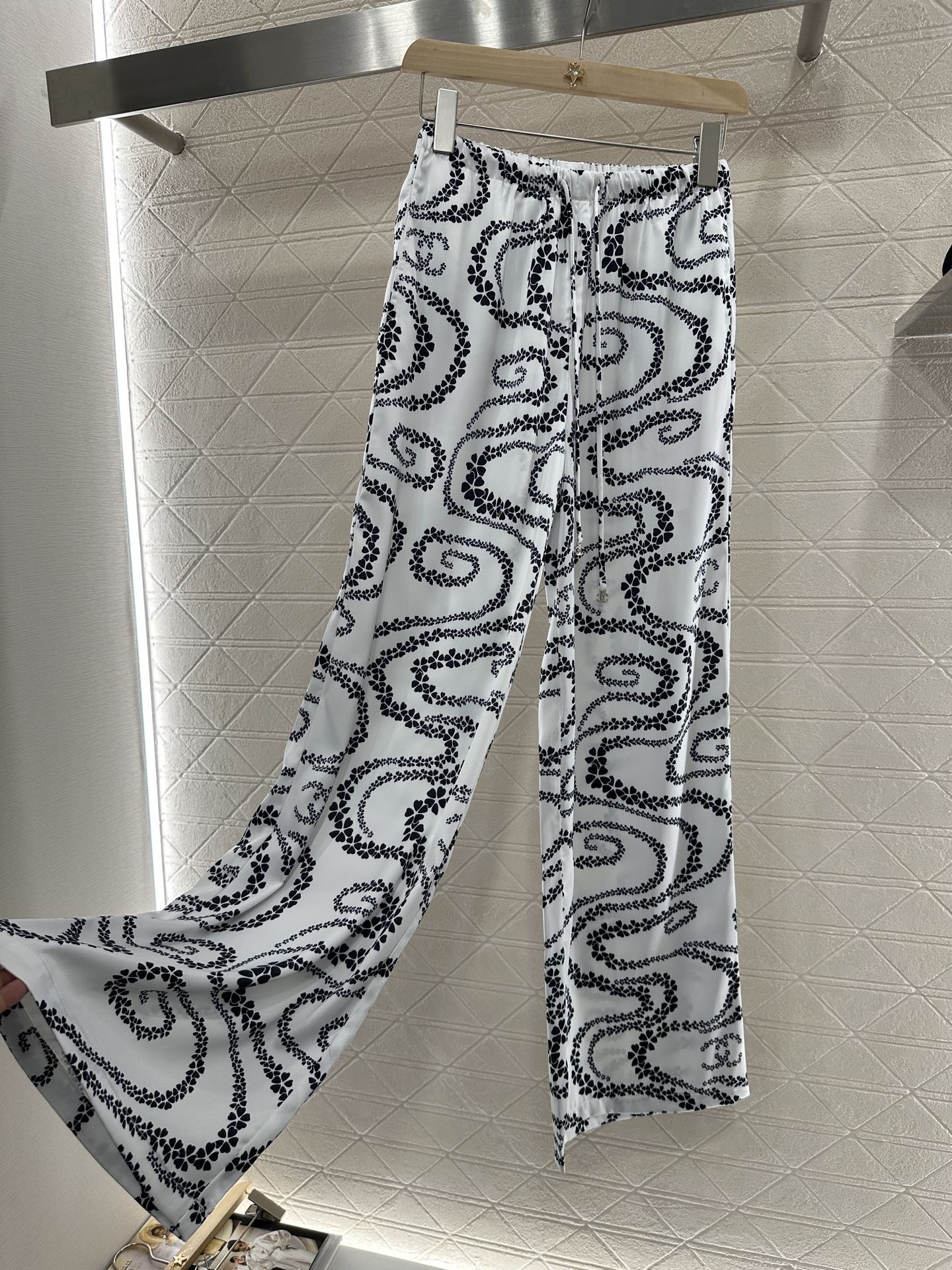 C 2025 new products Wide-leg trousers