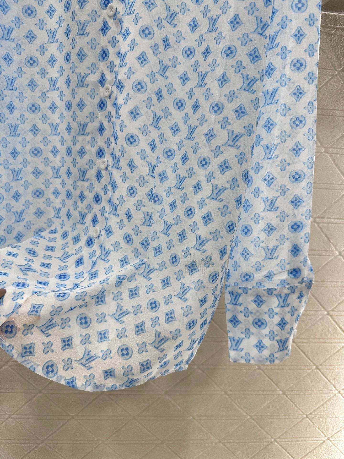 2025 new arrivals Printed silhouette shirt