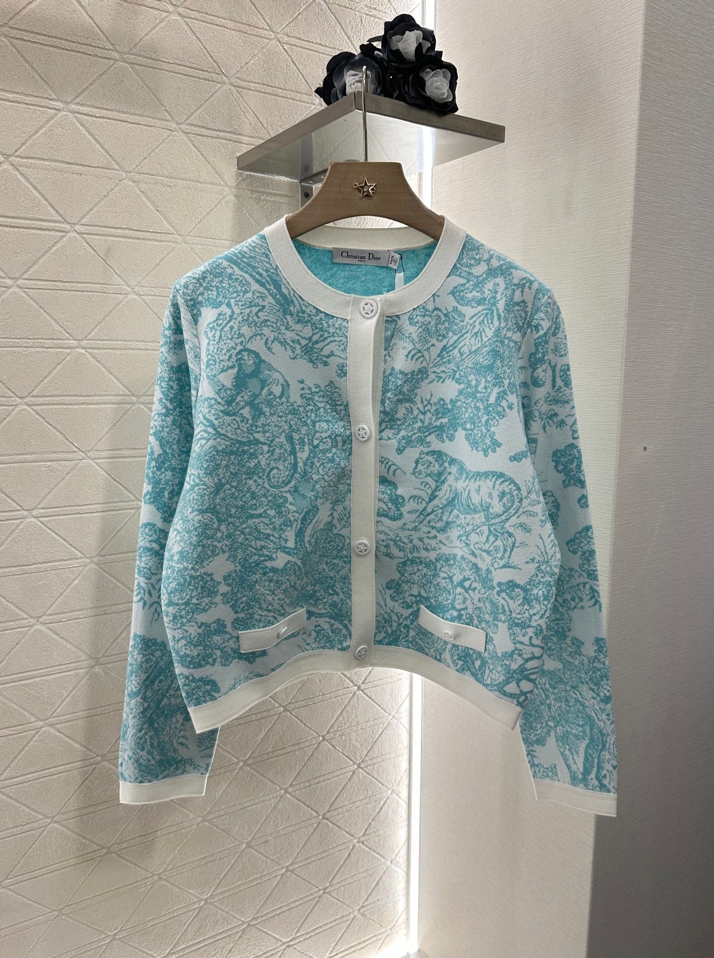 2025 new product Jacquard knitted cardigan