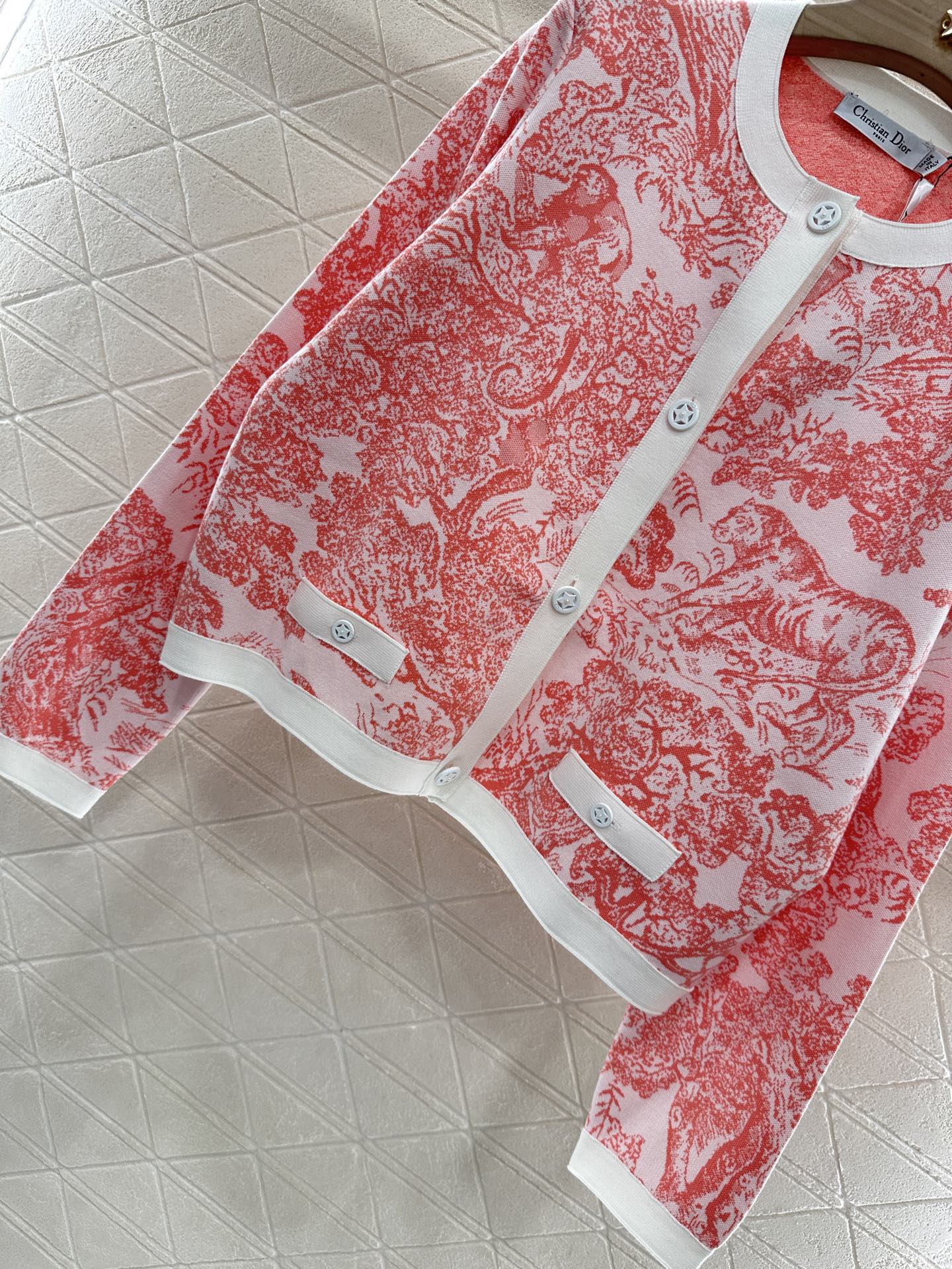 2025 new product Jacquard knitted cardigan