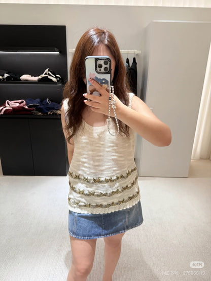 25 new product Embroidered knitted vest