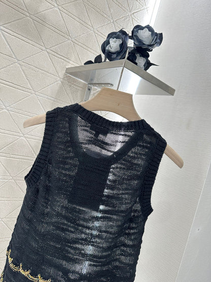25 new product Embroidered knitted vest