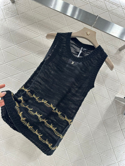 25 new product Embroidered knitted vest