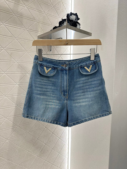 V 2025 new products Denim pocket shorts