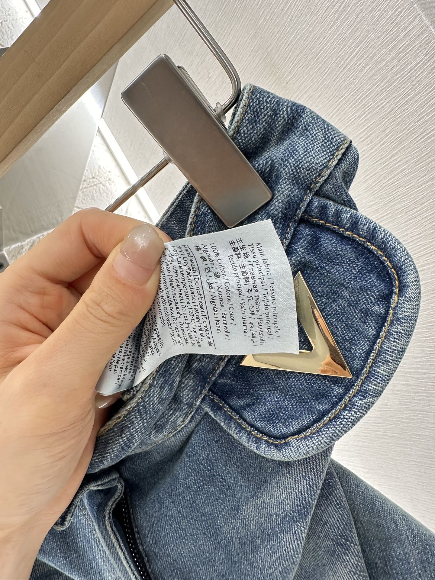 V 2025 new products Denim pocket shorts