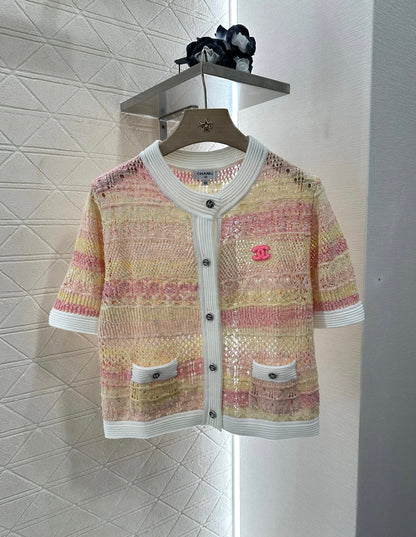 25 new product Hollow knitted cardigan