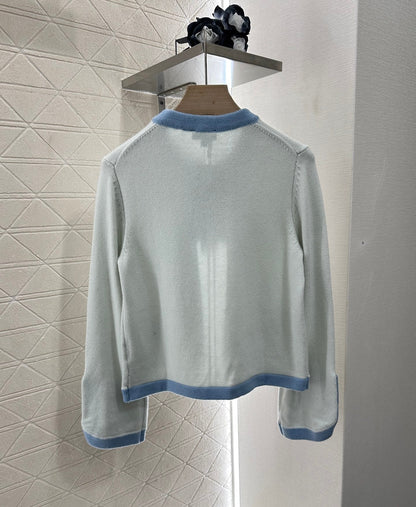 25 new products Knitted cardigan