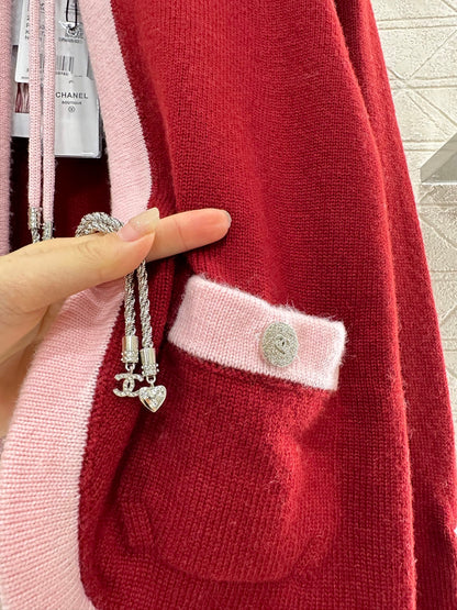 25 new products Knitted cardigan