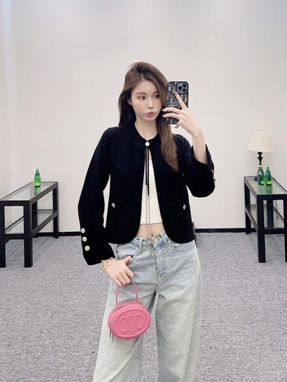 25 new products Knitted cardigan