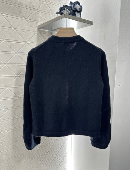 25 new products Knitted cardigan