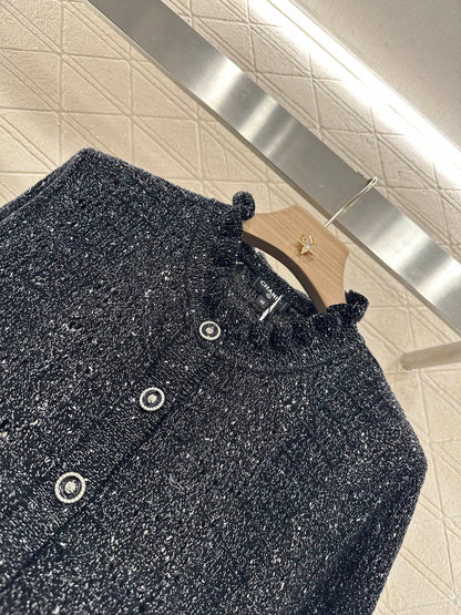 25 new products Knitted cardigan