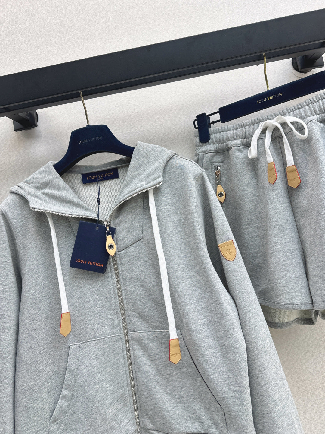 25fw hoodie short set