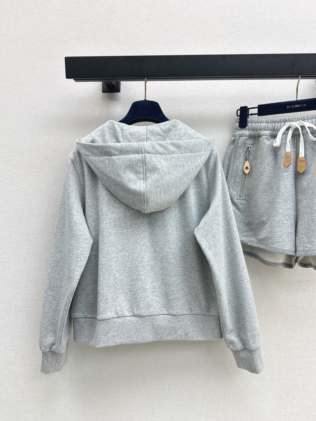25fw hoodie short set