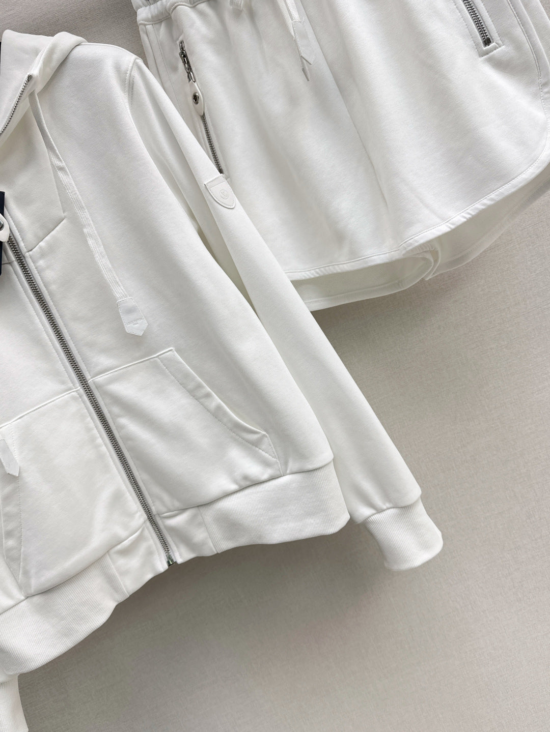 25fw hoodie short set