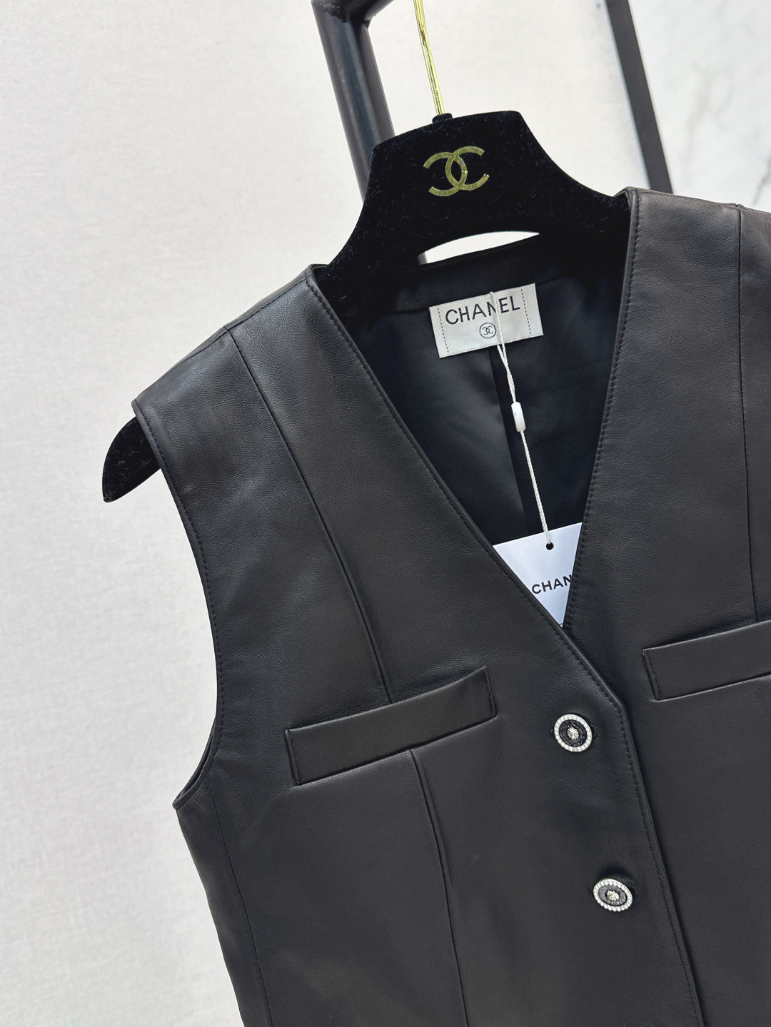 25fw leather vest