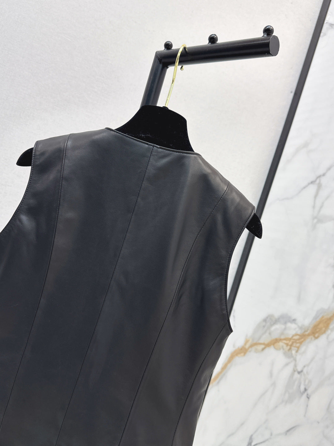25fw leather vest