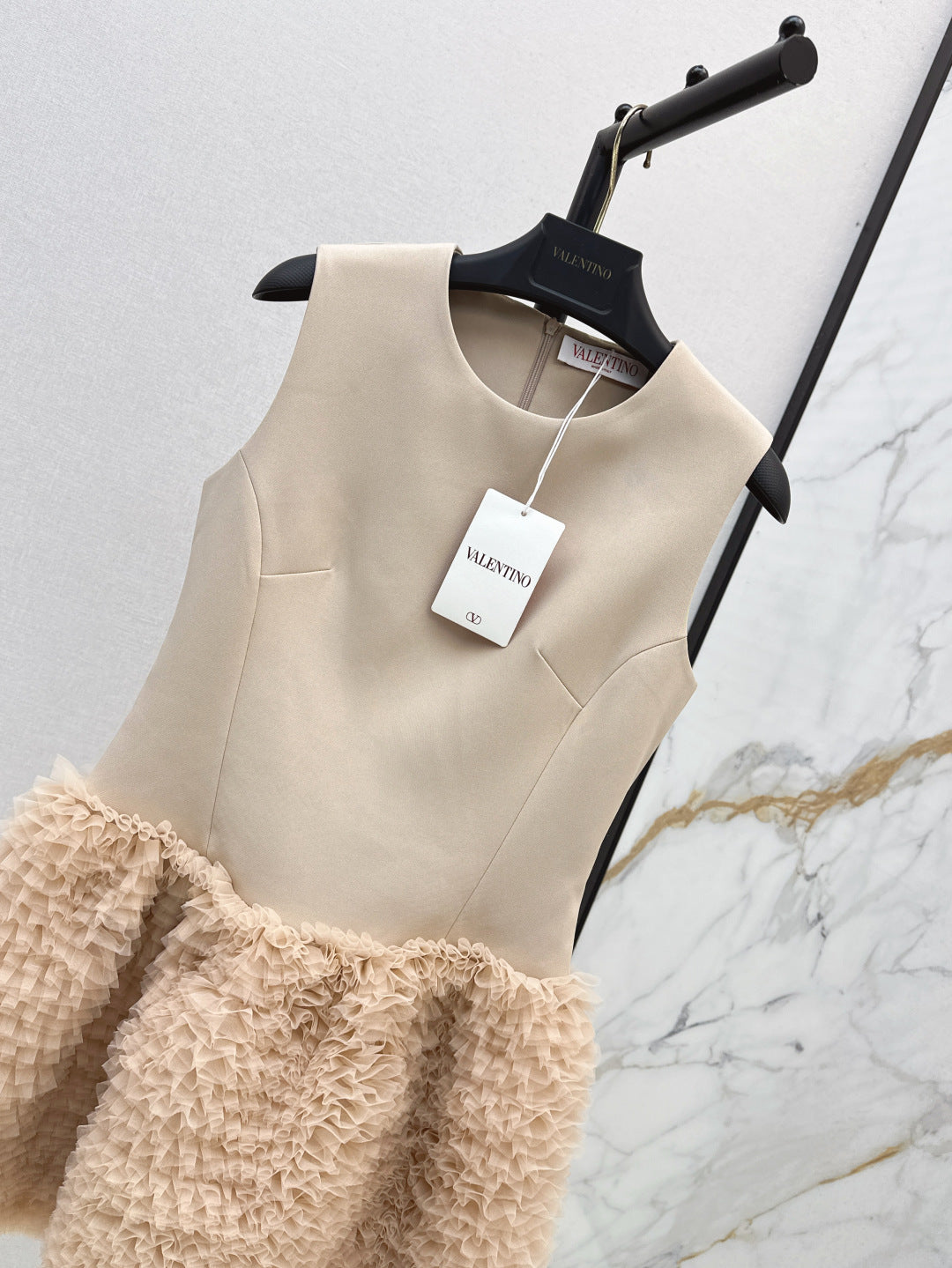 25fw sleeveless dress