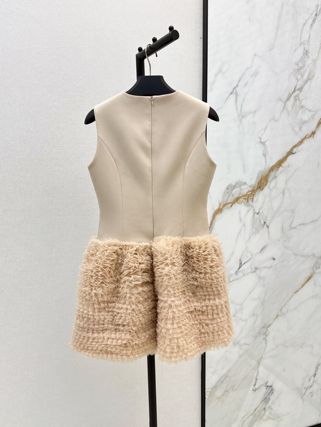 25fw sleeveless dress