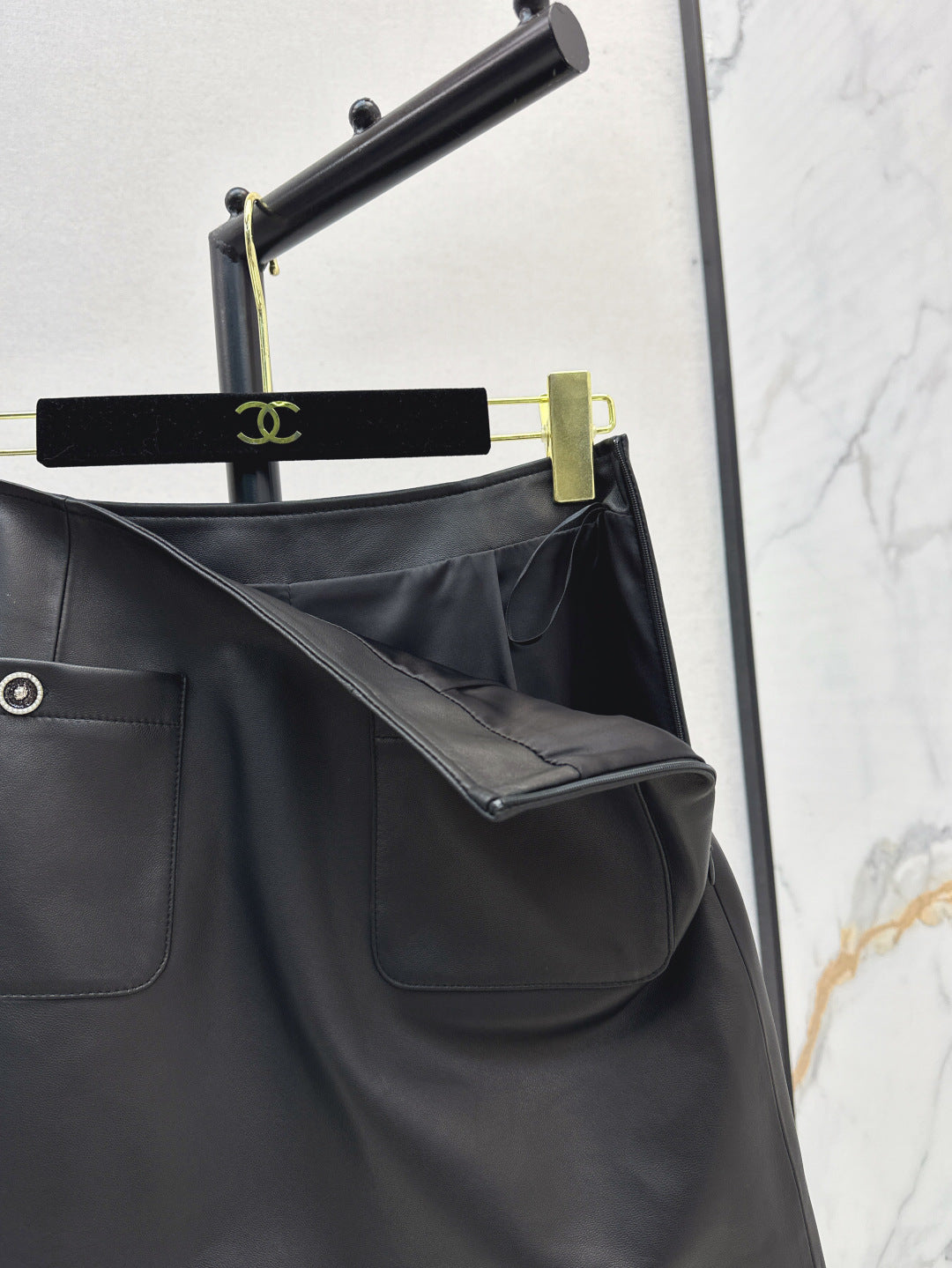 25fw leather skirt