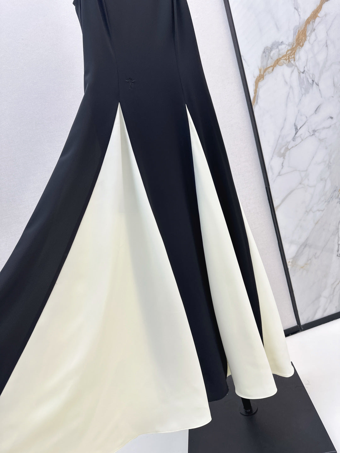 25fw pleated dress