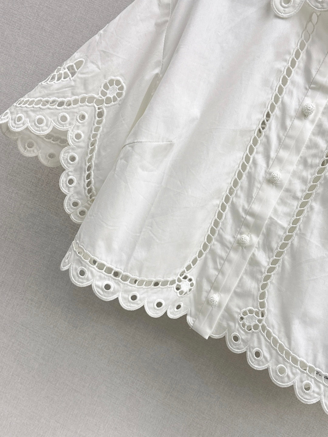 25ss embroidered short