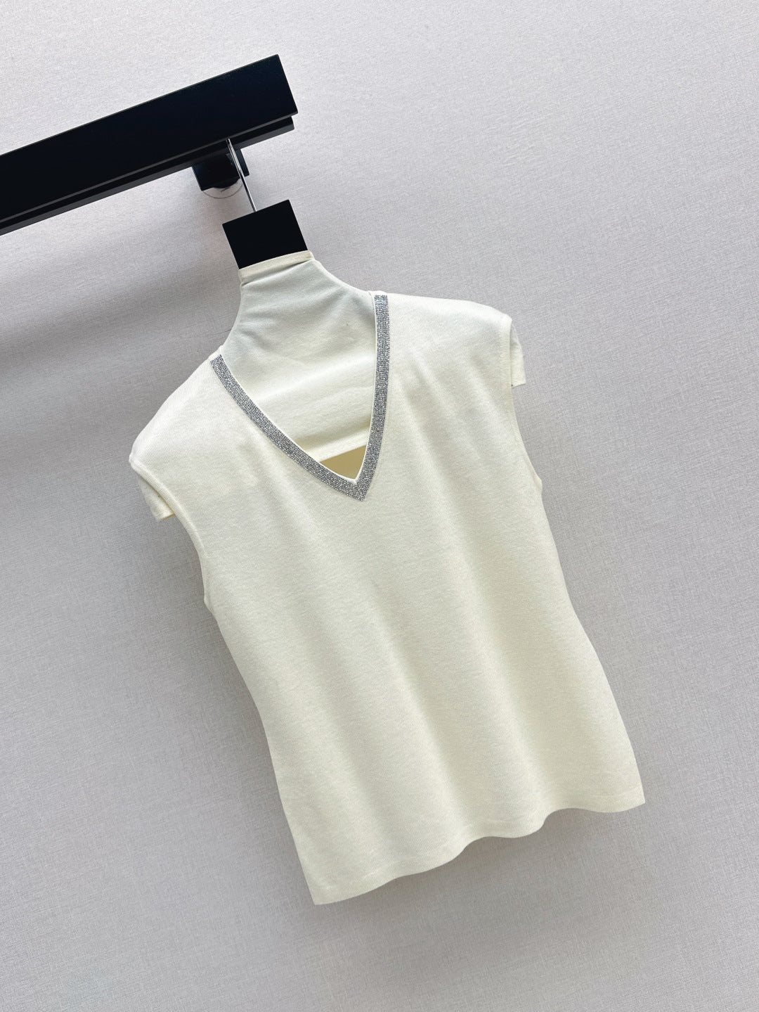 25fw v-neck vest