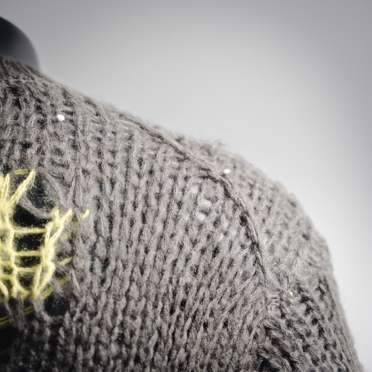 25fw hollow sweater
