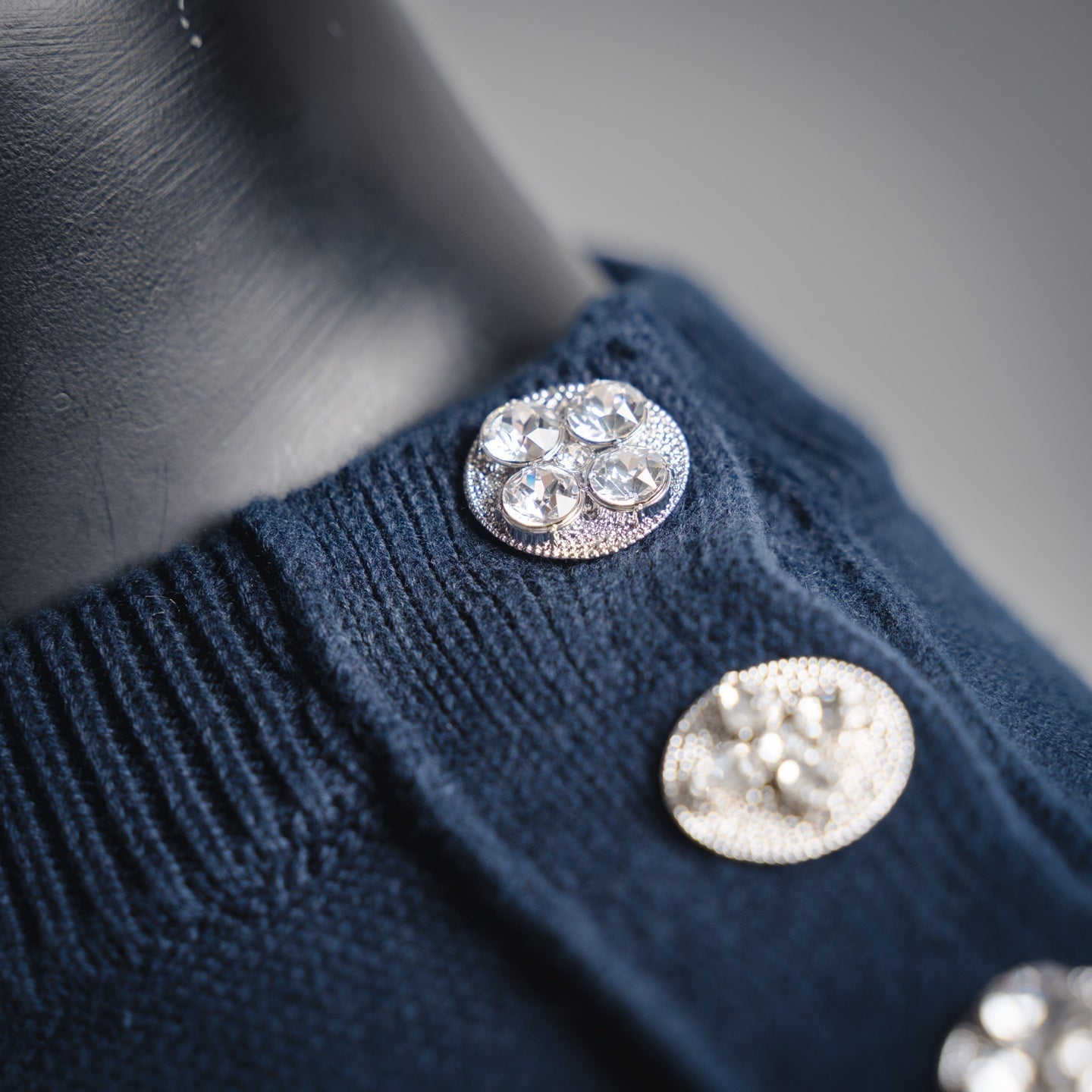 25fw embroidered sweater